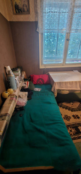 Двустаен с три отделни стаи до МОЛ Пловдив