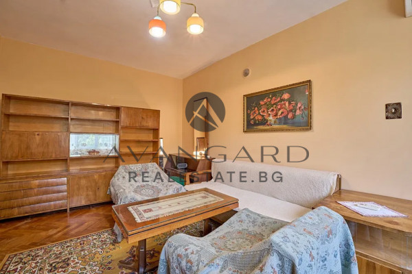 Двустаен до ВМИ