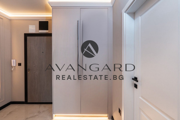 DESIGNER TWO-ROOM APARTMENT WITH UNDERGROUND PARKING SPACE INCLUDED IN THE PRICE!!!