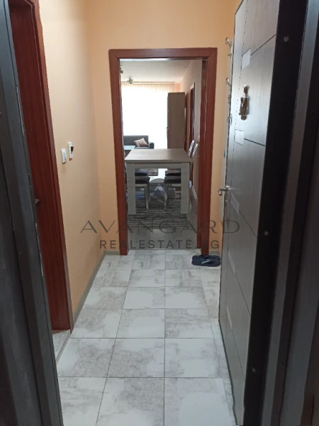 Обзаведен двустаен С ПАРКОМЯСТО