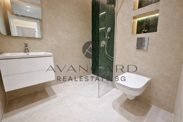 АКТ 16! Луксозен двустаен Южен