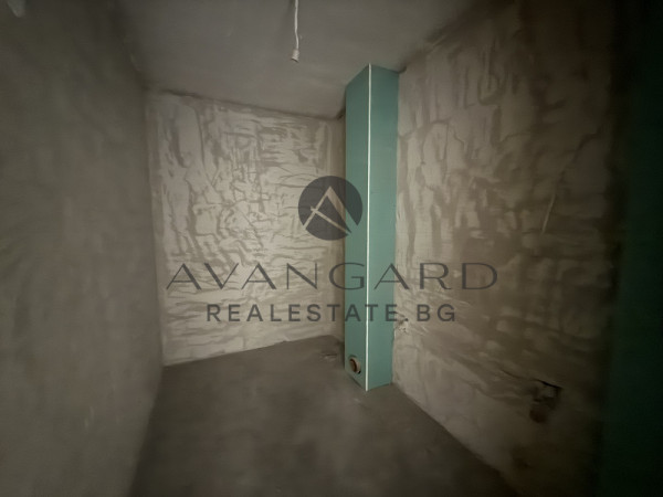 ТРИСТАЕН АПАРТАМЕНТ! ГРЕБНА БАЗА!