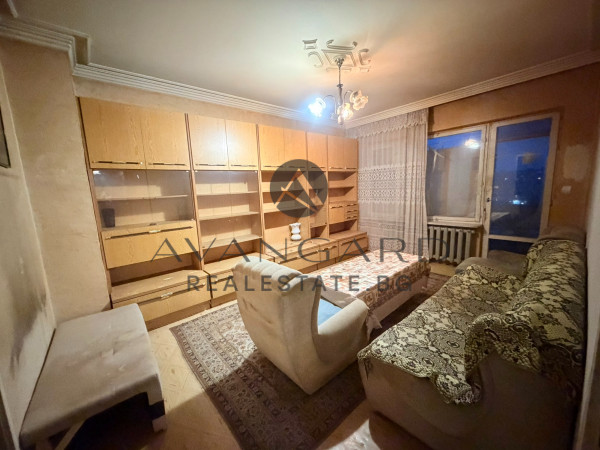 Тристаен апартамент /Бенз. Хаджията Груев