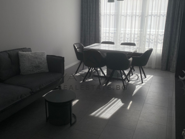 ДВУСТАЕН С ПАРКОМЯСТО! ОБЗАВЕДЕН ! КЪРШИЯКА!