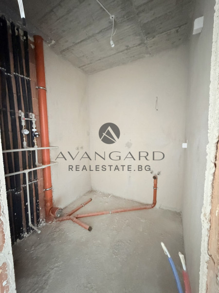 ПРОСТОРЕН ТРИСТАЕН В НОВА СГРАДА С АКТ 16 !