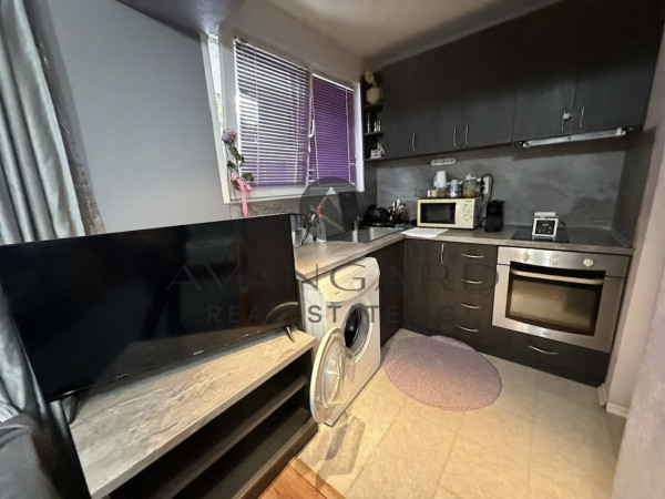 ONE BEDROOM FURNISHED APARTMENT! THE BREAKER!