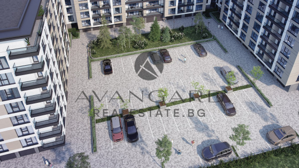 Просторен тристаен апартамент в луксозна сграда