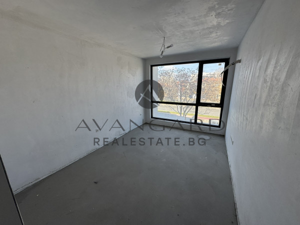 ПРЕД АКТ 16/ Тристаен апартамент / Тракия