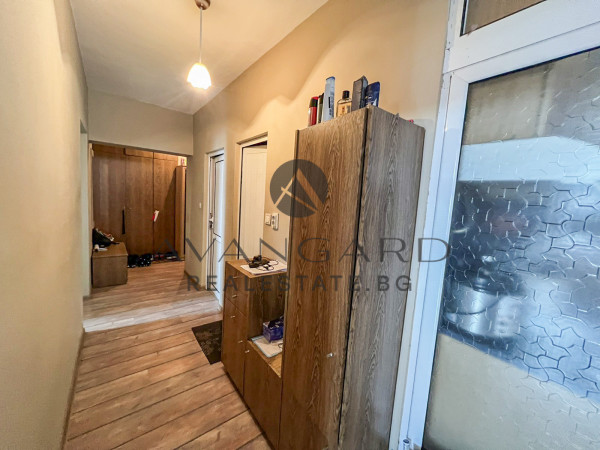 Three-room furnished / Prespite
