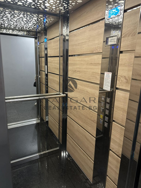 TWO-ROOM FURNISHED / Kyuchuk Paris