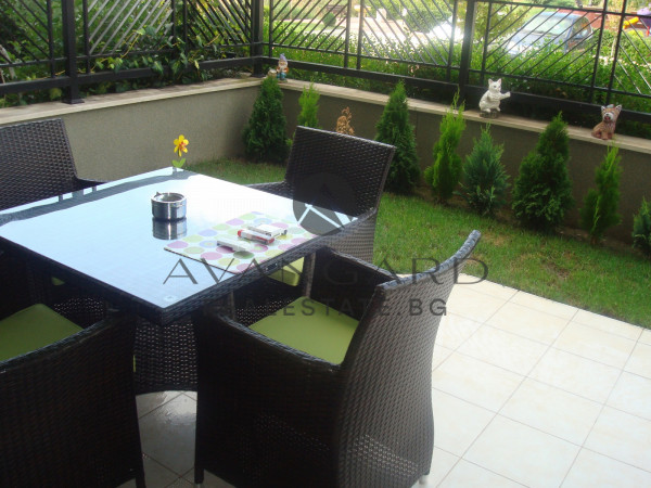 MARICA GARDENS TWO BEDROOM APARTMENT WITH COURTYARD