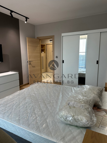 ЛУКСОЗЕН ДВУСТАЕН АПАРТАМЕНТ В ПЛАТИНУМ ХОУМС!