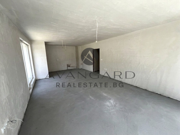 BEFORE ACT 16! Spacious One-Bedroom Ostromila