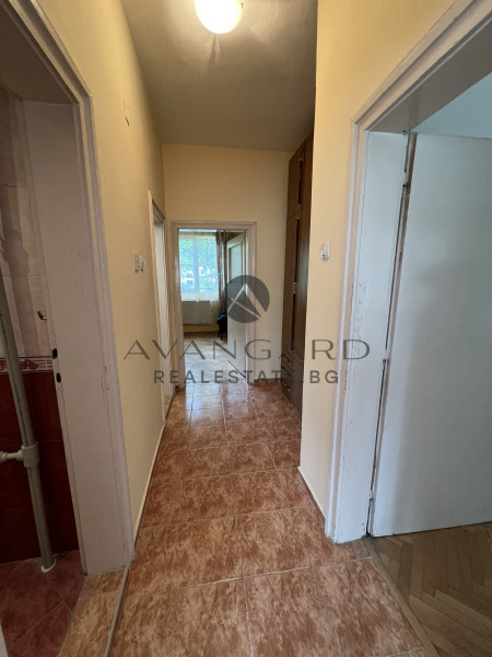 A two-bedroom apartment to the chicken p-t