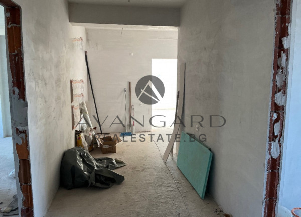 DETACHED HOUSE! BRANIPOLE!