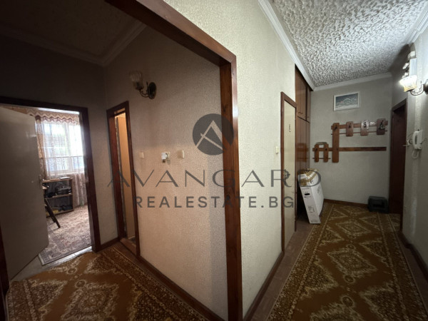 A three -bedroom furnished! Thrace!
