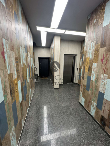 TWO-ROOM FURNISHED / Kyuchuk Paris