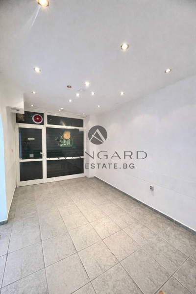 ТОП ЛОКАЦИЯ! ТЪРГОВСКО ПОМЕЩЕНИЕ