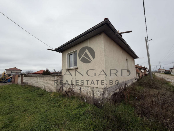 Самостоятелна къща Царимир
