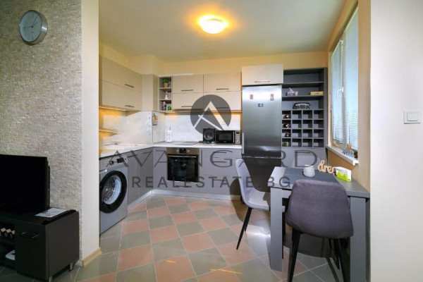 ОБЗАВЕДЕН ЕДНОСТАЕН АПАРТАМЕНТ ДО УХТ!