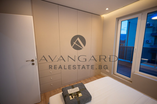 Луксозен двустаен Остромила