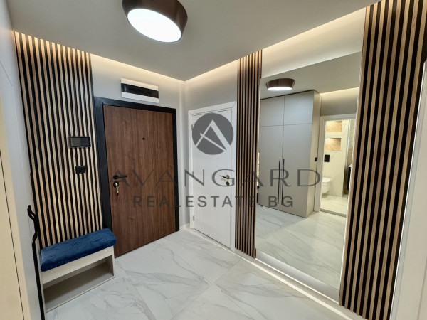 Луксозен двустаен Христо Смирненски