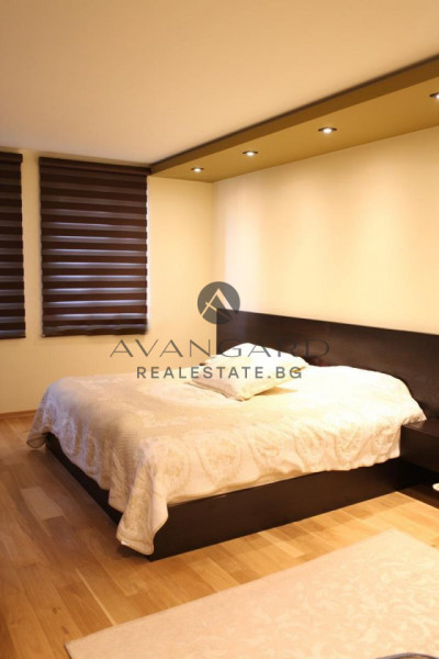 ЧЕТИРИСТАЕН ОБЗАВЕДЕН КЮЧУК ПАРИЖ